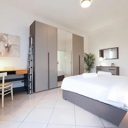 Primopiano - Olgettina Appartement *